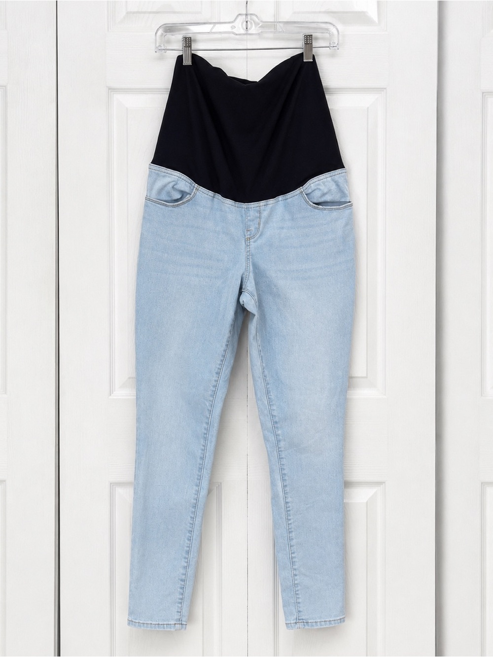 Isabel by Ingrid & Isabel Maternity Skinny Jeans Size 8 Light Wash Full Panel